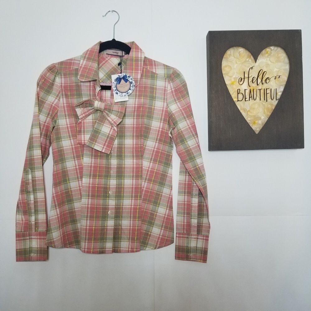 Epanouir Plaid Button Down Shirt